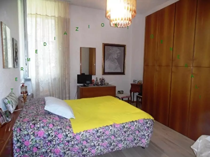 Immagine 16 di Villa in vendita  a Borgo San Lorenzo