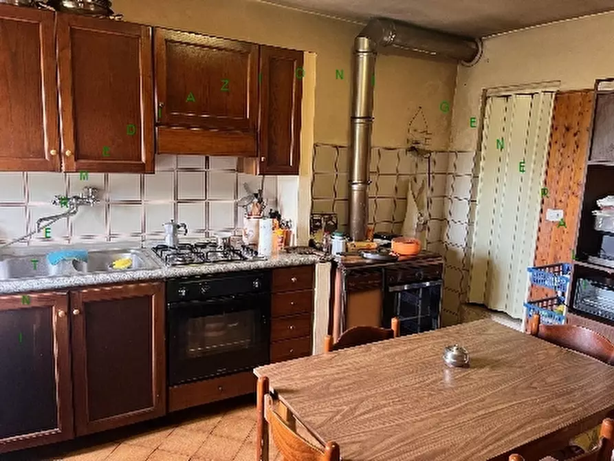 Immagine 1 di Villa in vendita  a Vicchio