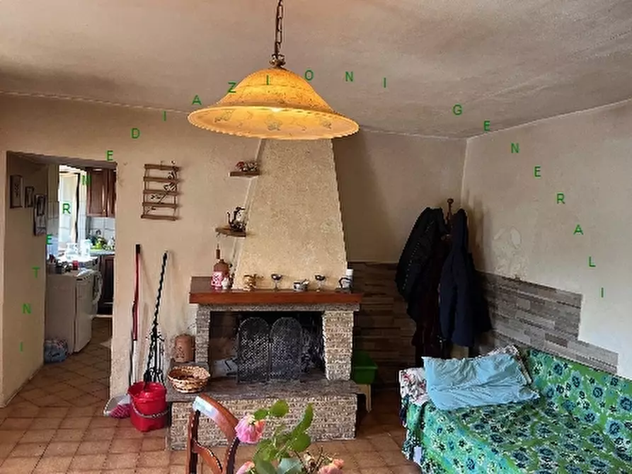 Immagine 2 di Villa in vendita  a Vicchio