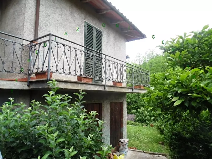 Immagine 1 di Villa in vendita  a Borgo San Lorenzo