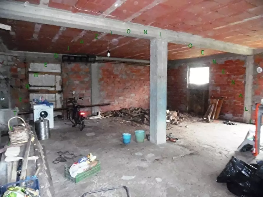 Immagine 12 di Villa in vendita  a Borgo San Lorenzo