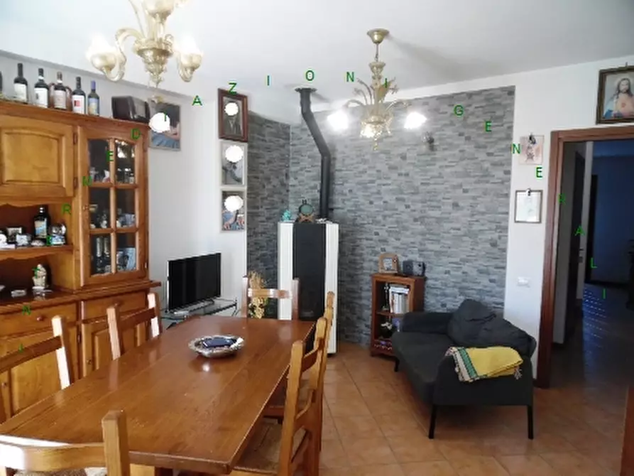 Immagine 1 di Villa in vendita  a Borgo San Lorenzo
