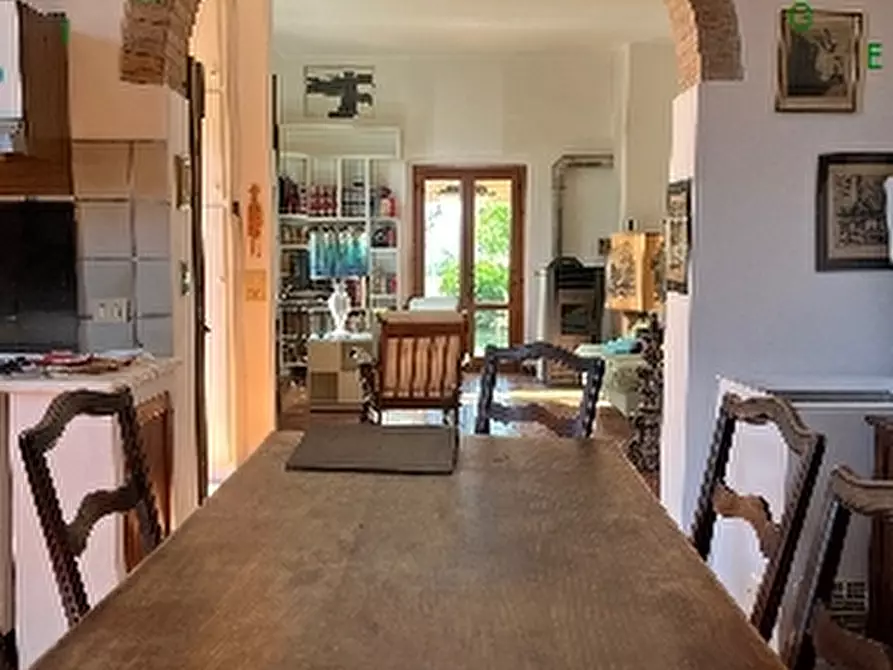 Immagine 13 di Villa in vendita  a Scarperia E San Piero