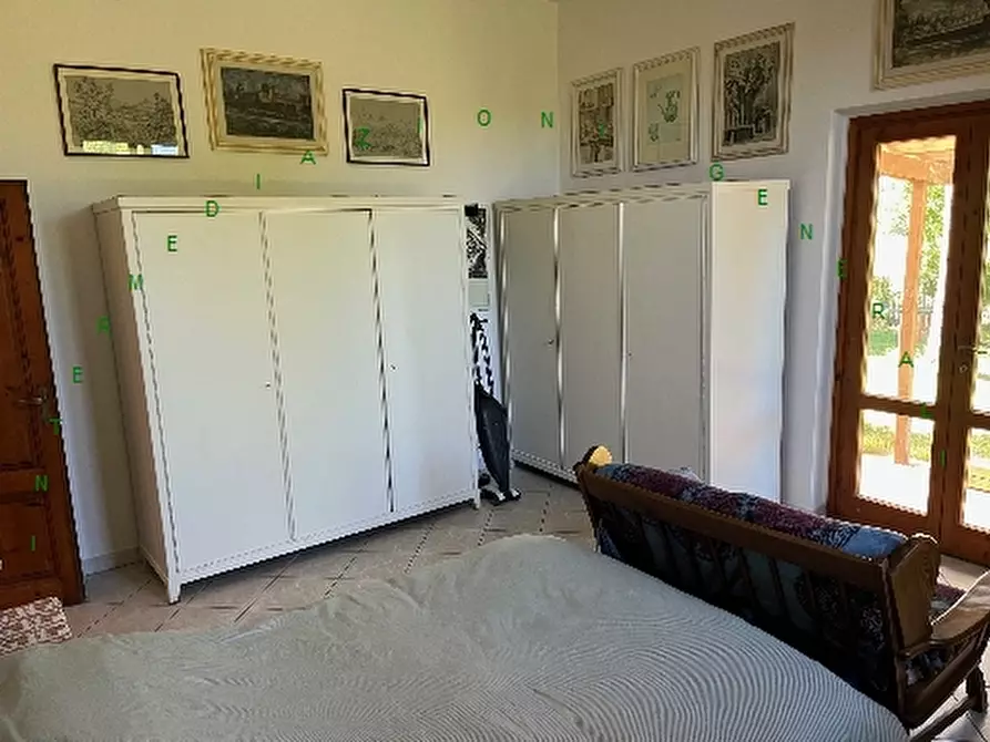 Immagine 17 di Villa in vendita  a Scarperia E San Piero