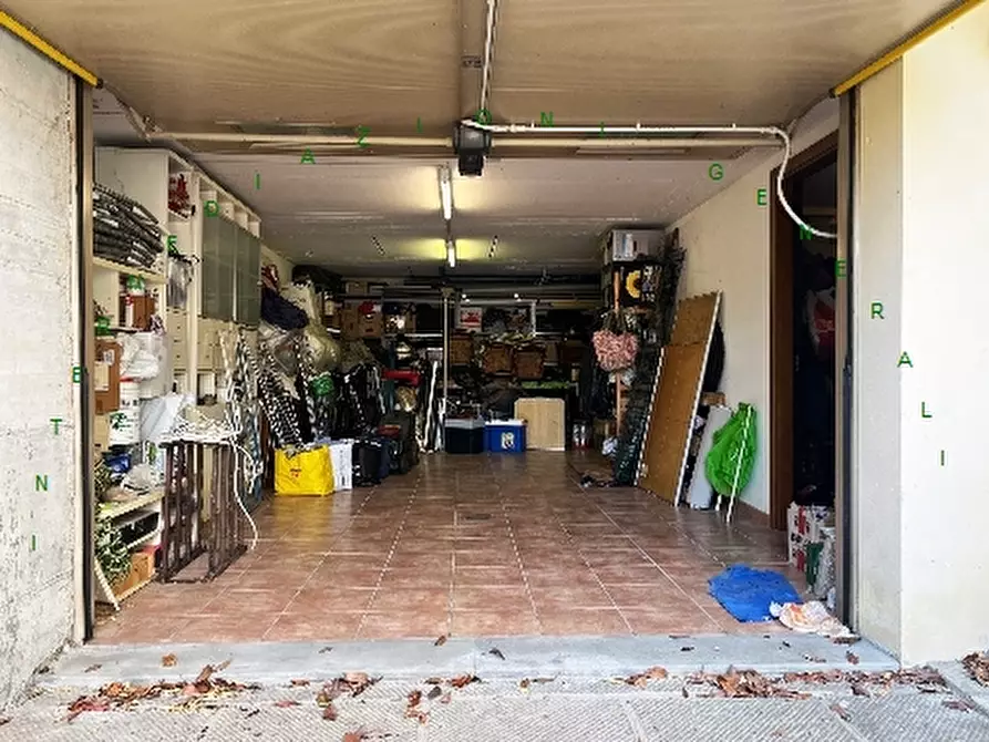 Immagine 22 di Villa in vendita  a Scarperia E San Piero