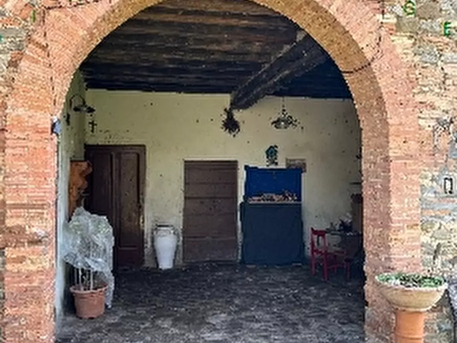 Immagine 3 di Rustico / casale in vendita  a Scarperia E San Piero