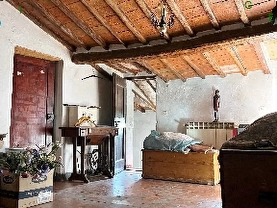 Immagine 18 di Rustico / casale in vendita  a Scarperia E San Piero