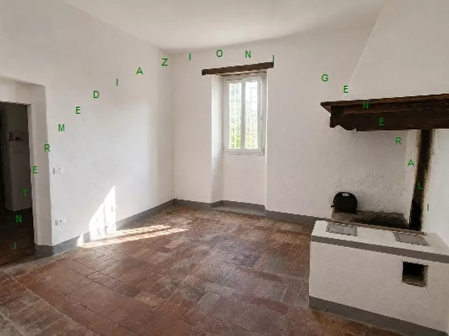 Immagine 9 di Rustico / casale in vendita  a Scarperia E San Piero