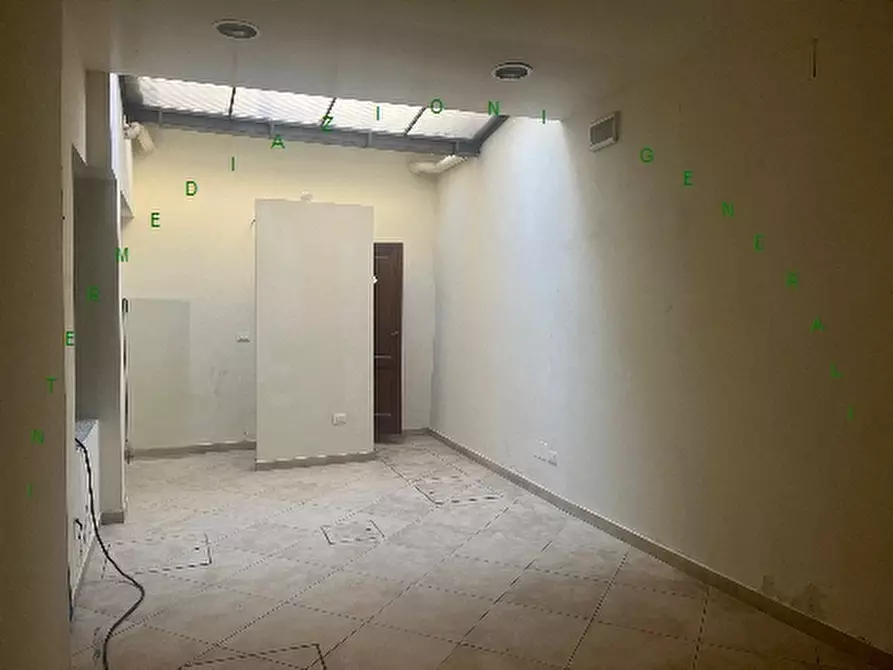 Immagine 5 di Negozio in affitto  a Vicchio