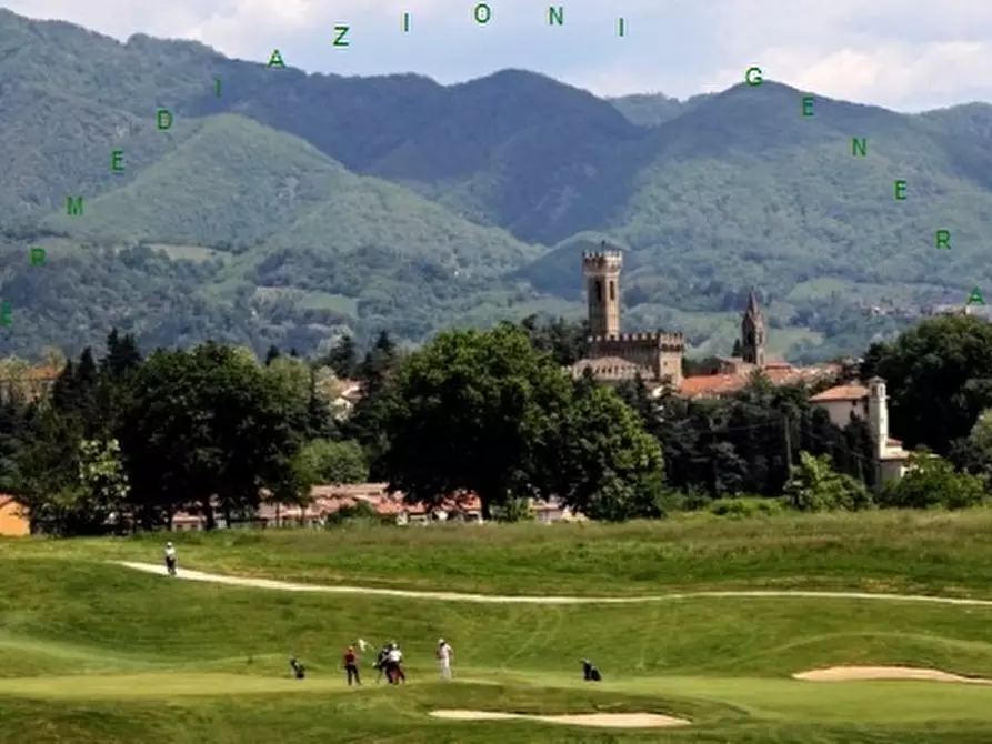 Immagine 1 di Negozio in vendita  a Scarperia E San Piero