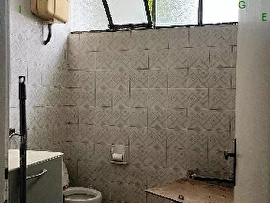 Immagine 8 di Negozio in vendita  a Scarperia E San Piero