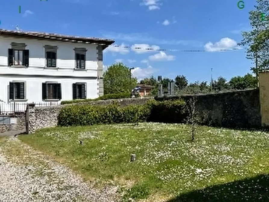 Immagine 6 di Negozio in affitto  a Scarperia E San Piero