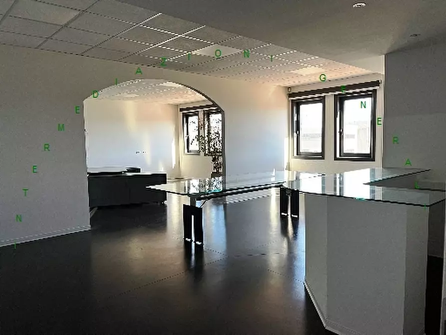 Immagine 6 di Magazzino in affitto  a Scarperia E San Piero