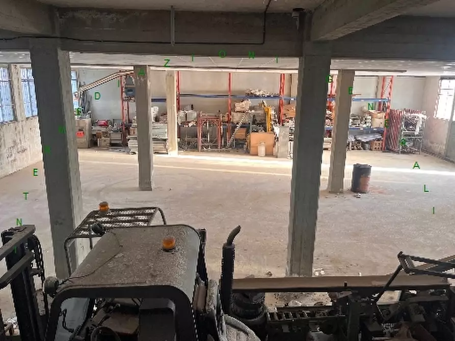 Immagine 3 di Magazzino in vendita  a Vicchio