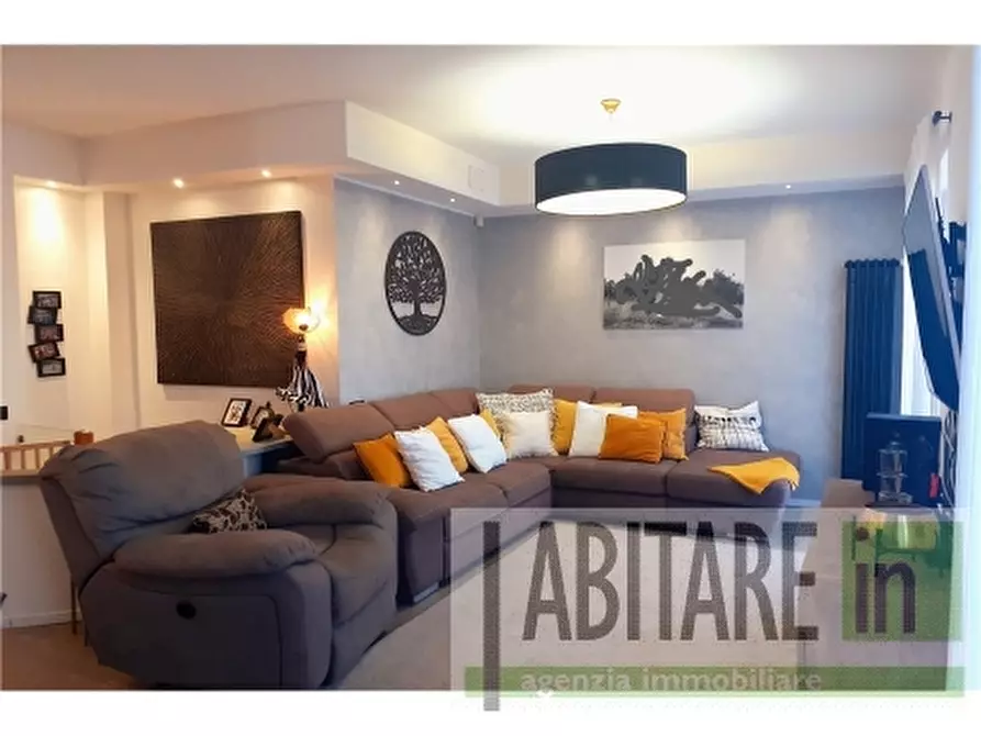 Immagine 6 di Appartamento in vendita  a San Casciano In Val Di Pesa