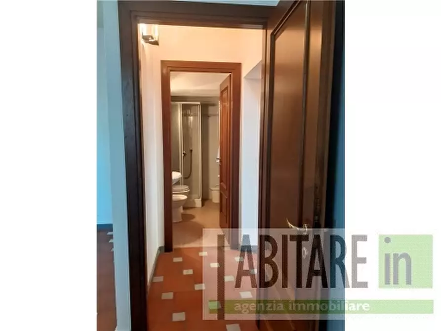 Immagine 5 di Appartamento in vendita  a Firenze