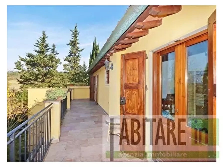 Immagine 6 di Villa in vendita  a Montespertoli