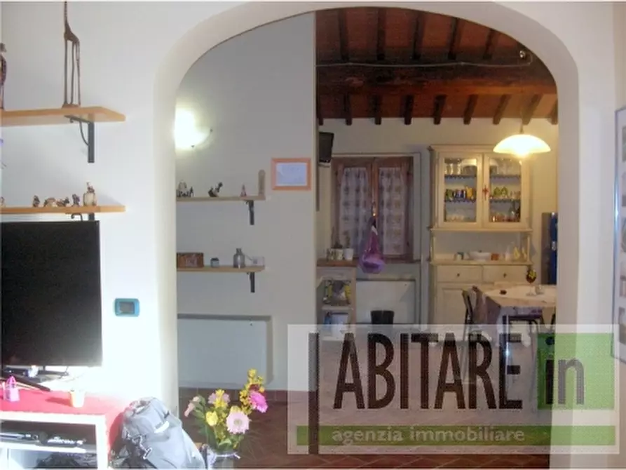 Immagine 7 di Villa in vendita  a Montespertoli