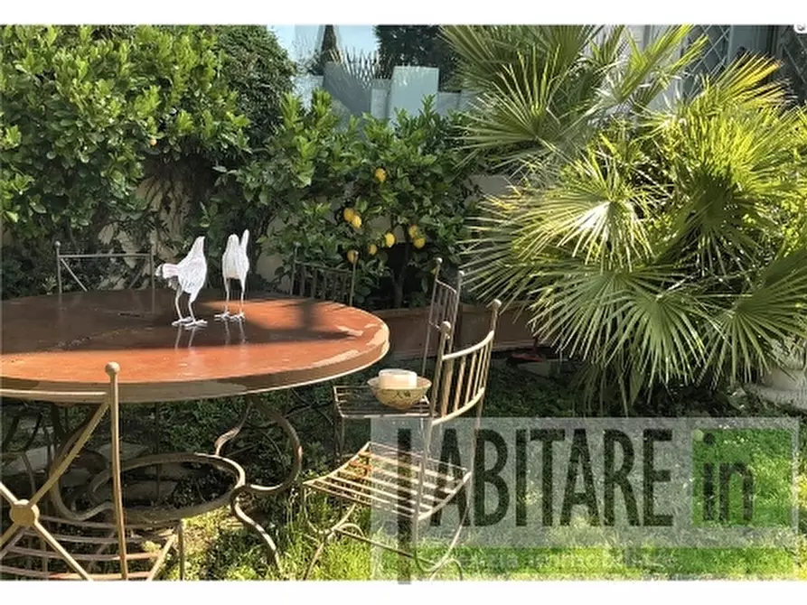 Immagine 3 di Villa in vendita  a San Casciano In Val Di Pesa