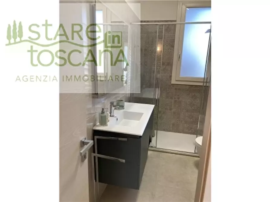 Immagine 11 di Appartamento in vendita  a Scandicci