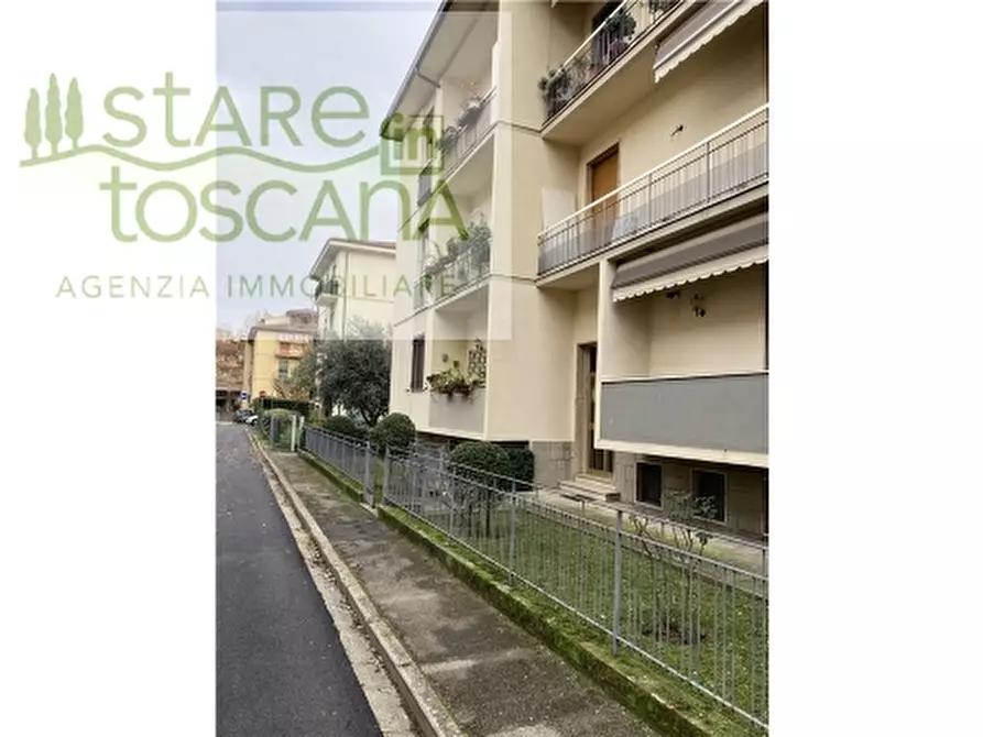 Immagine 2 di Appartamento in vendita  a Scandicci