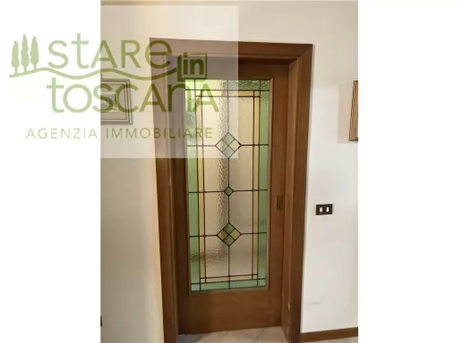 Immagine 17 di Appartamento in vendita  a Scandicci