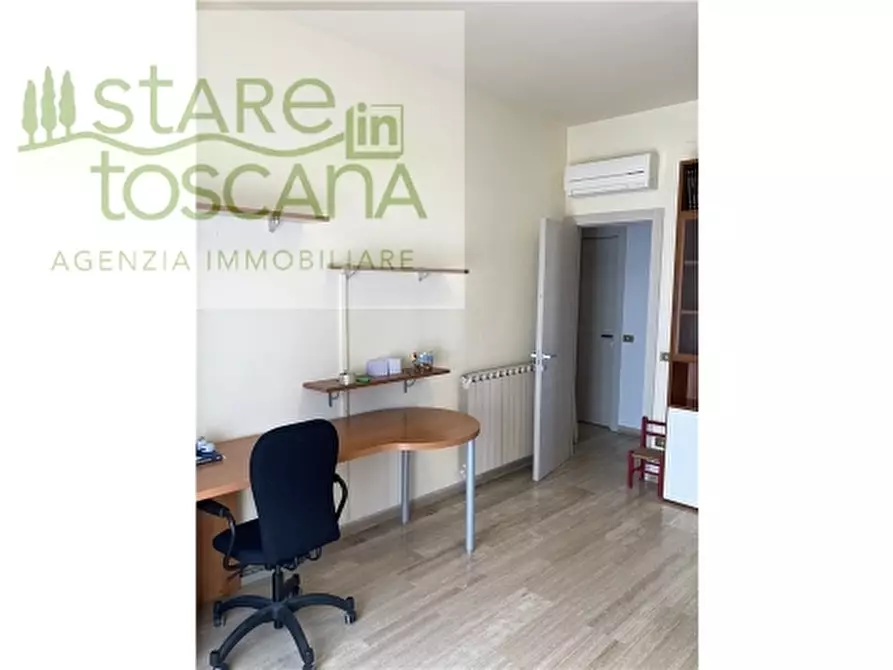 Immagine 24 di Appartamento in vendita  a Scandicci