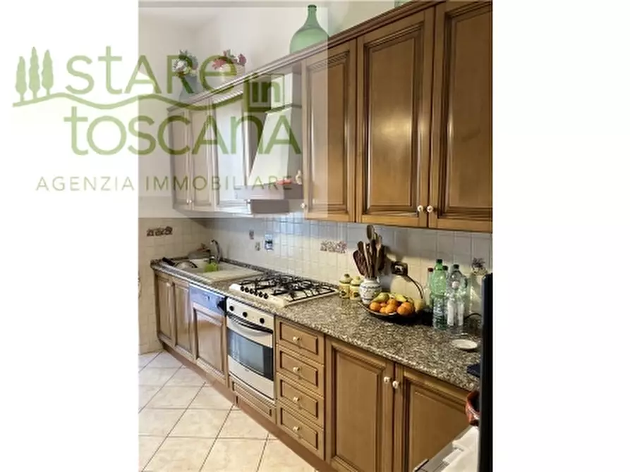 Immagine 11 di Appartamento in vendita  a Scandicci