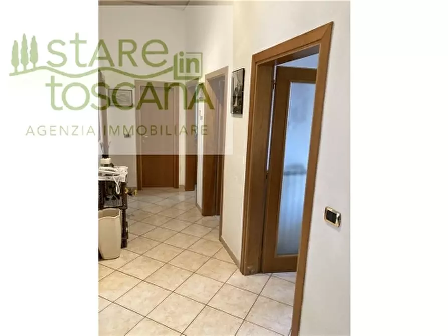 Immagine 35 di Appartamento in vendita  a Scandicci