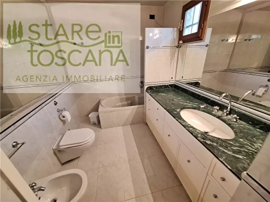 Immagine 25 di Appartamento in vendita  a Scandicci