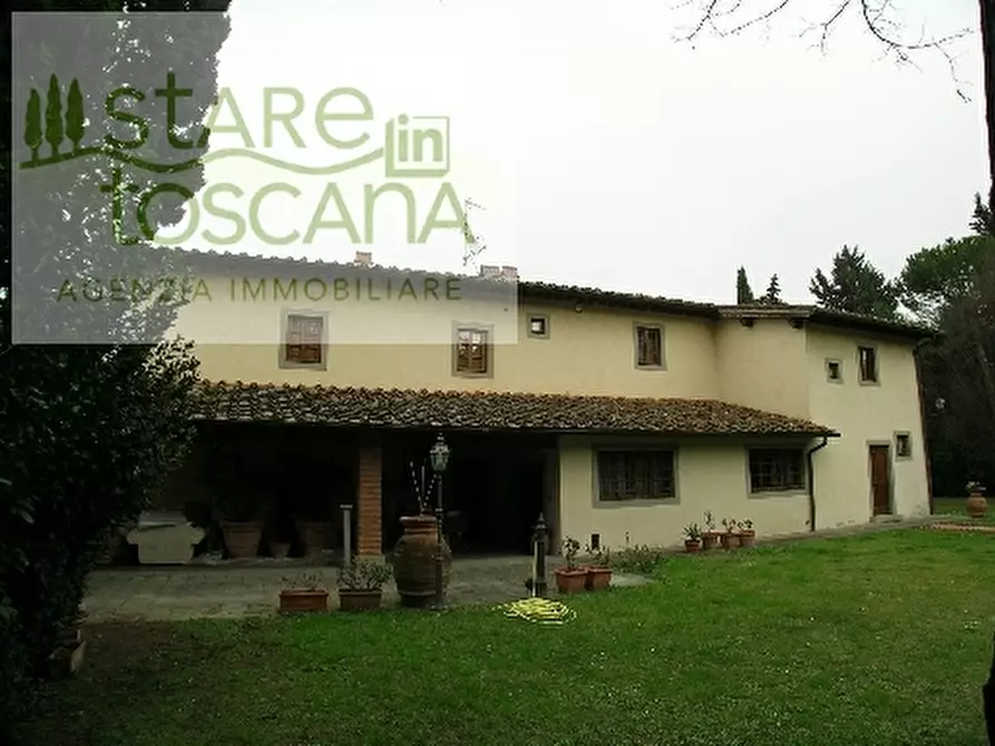Immagine 5 di Villa in vendita  a Scandicci