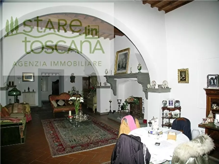 Immagine 7 di Villa in vendita  a Scandicci