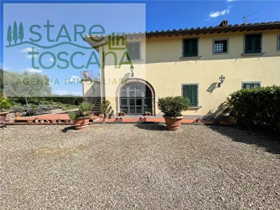 Immagine 2 di Rustico / casale in vendita  a Scandicci