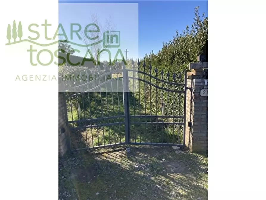 Immagine 1 di Rustico / casale in vendita  a Scandicci