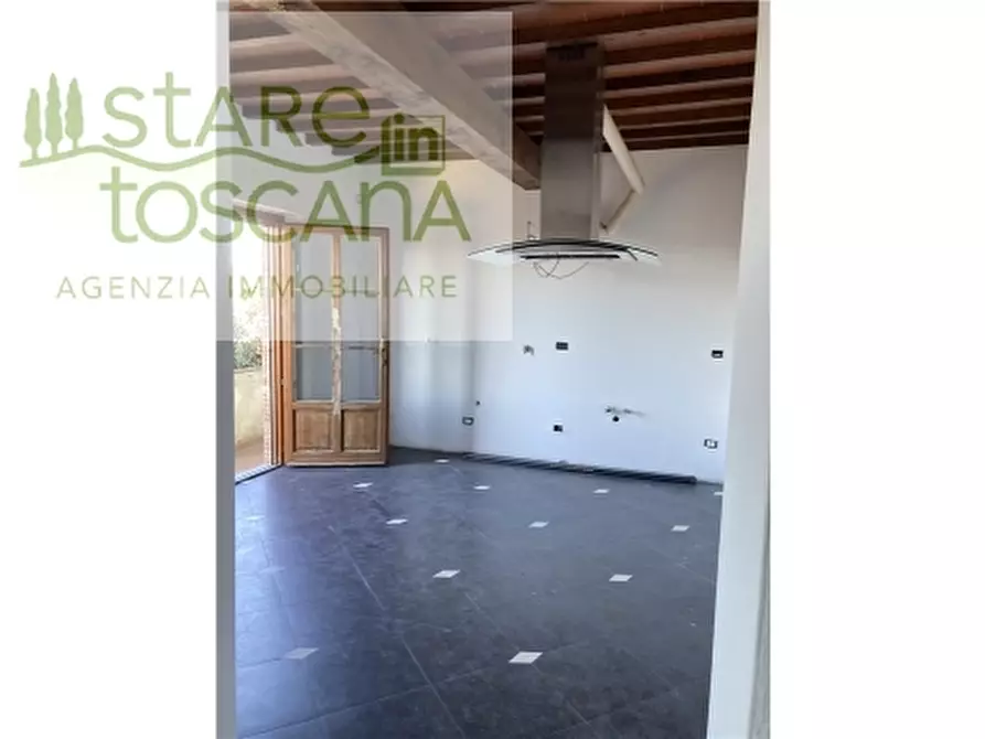 Immagine 9 di Rustico / casale in vendita  a Scandicci