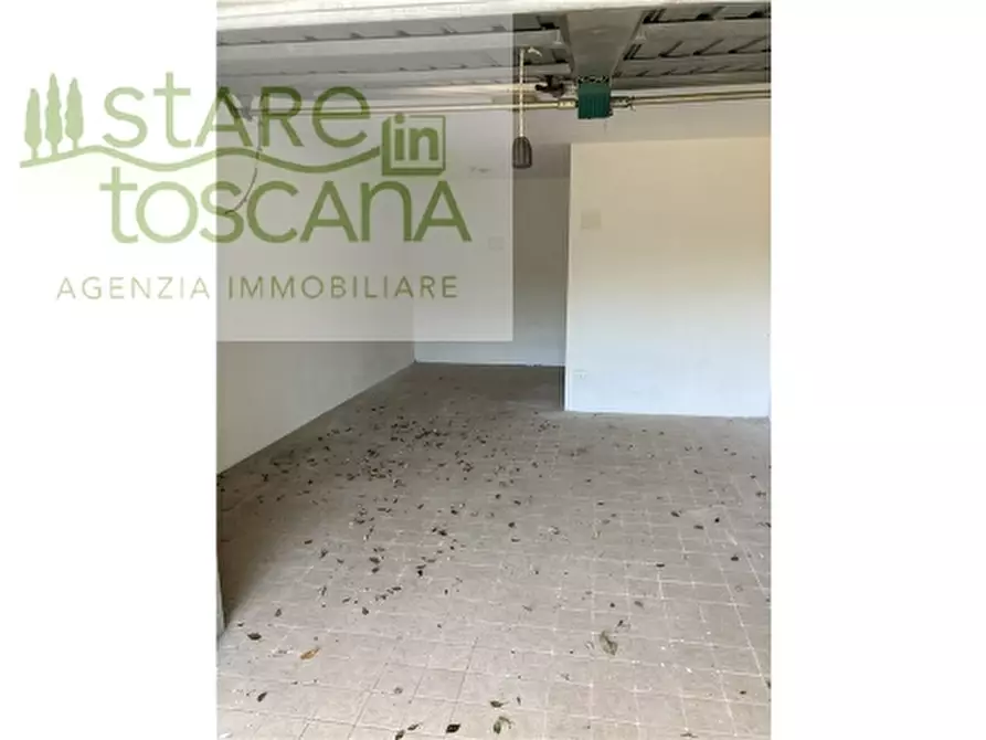 Immagine 25 di Rustico / casale in vendita  a Scandicci