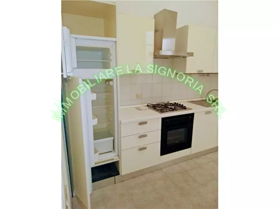 Immagine 19 di Appartamento in affitto  a Firenze