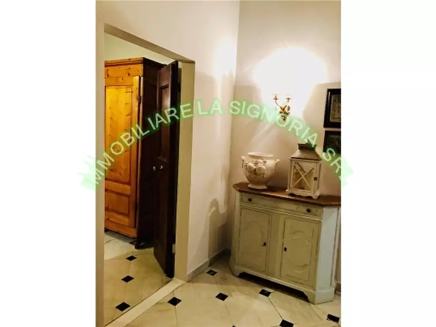 Immagine 11 di Appartamento in affitto  a Firenze