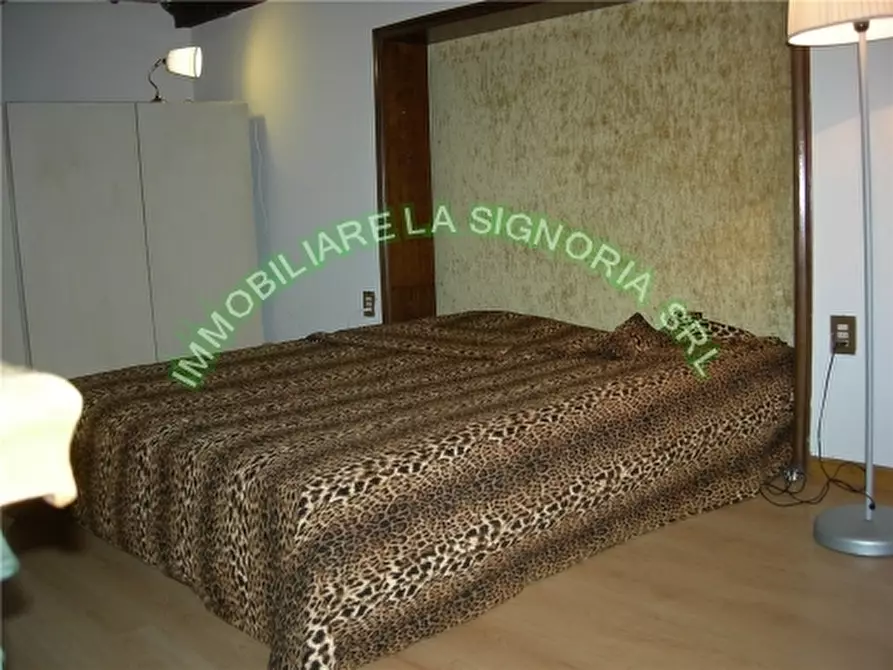 Immagine 16 di Appartamento in affitto  a Firenze