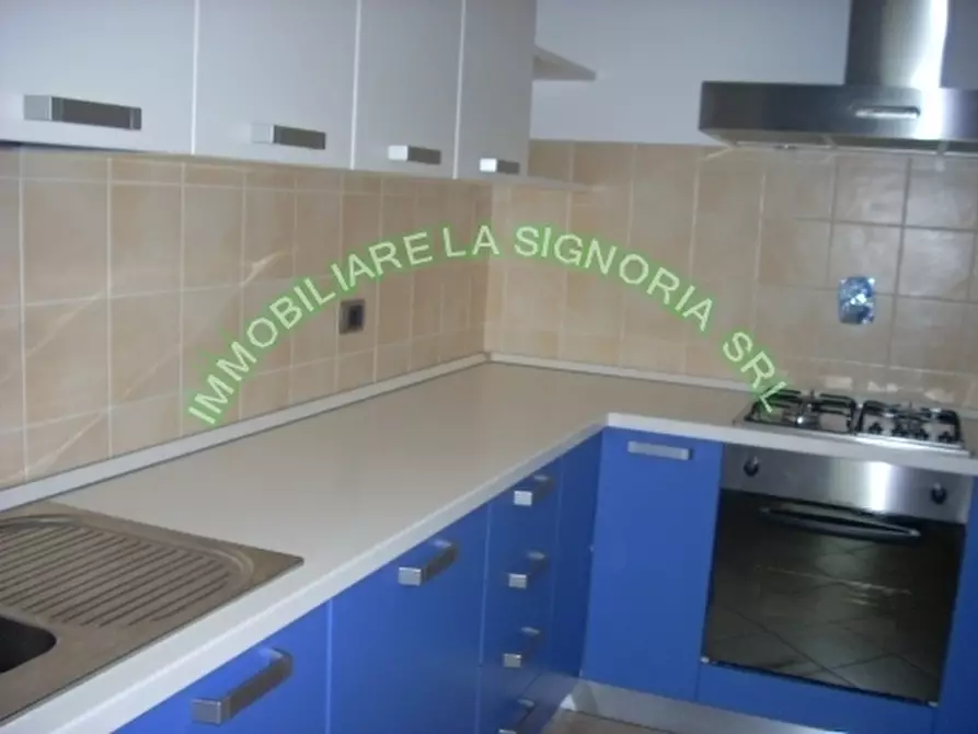 Immagine 12 di Appartamento in affitto  a Firenze