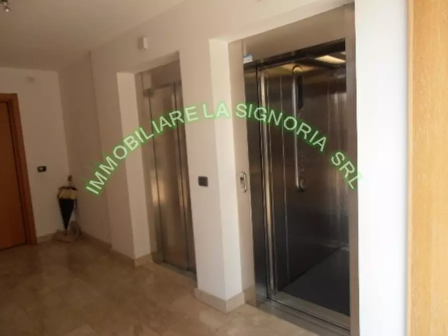 Immagine 26 di Appartamento in affitto  a Firenze