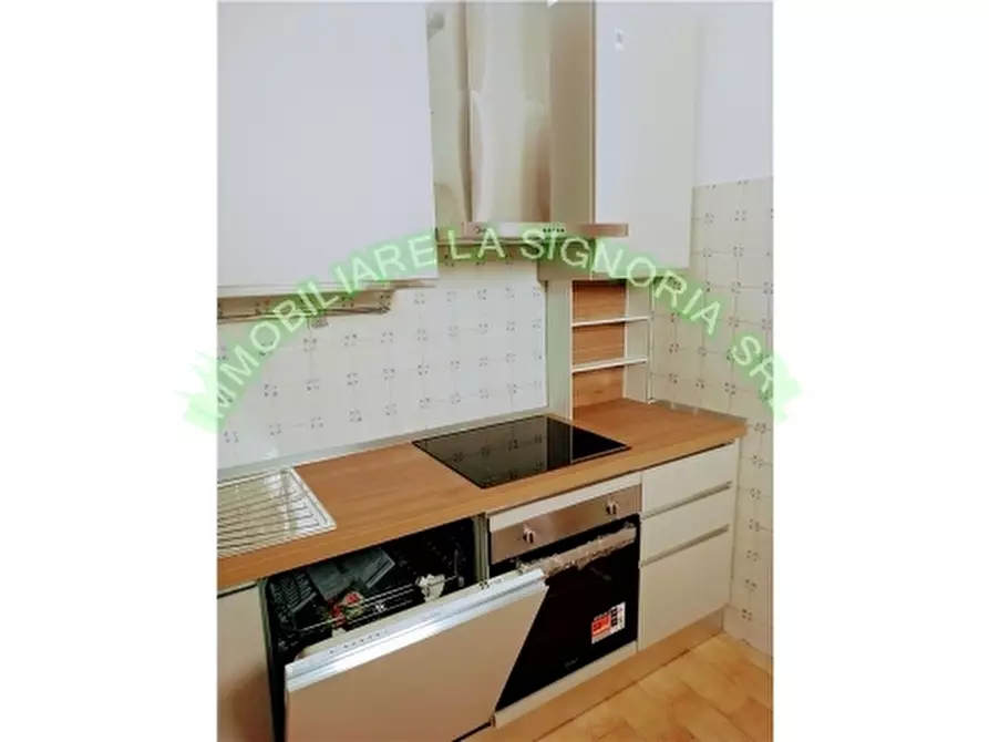 Immagine 1 di Appartamento in affitto  a Firenze