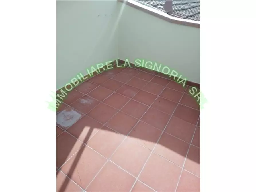 Immagine 18 di Appartamento in affitto  a Firenze