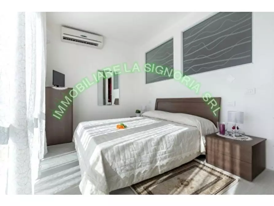 Immagine 11 di Appartamento in affitto  a Firenze