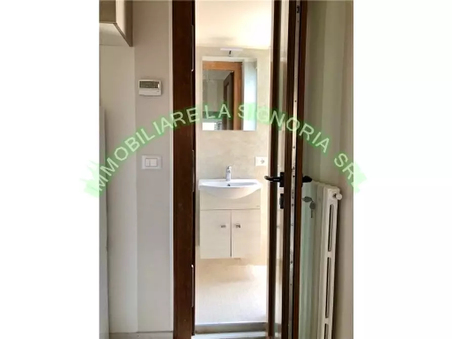 Immagine 2 di Appartamento in affitto  a Firenze