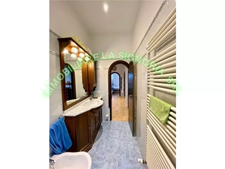 Immagine 11 di Appartamento in affitto  a Firenze