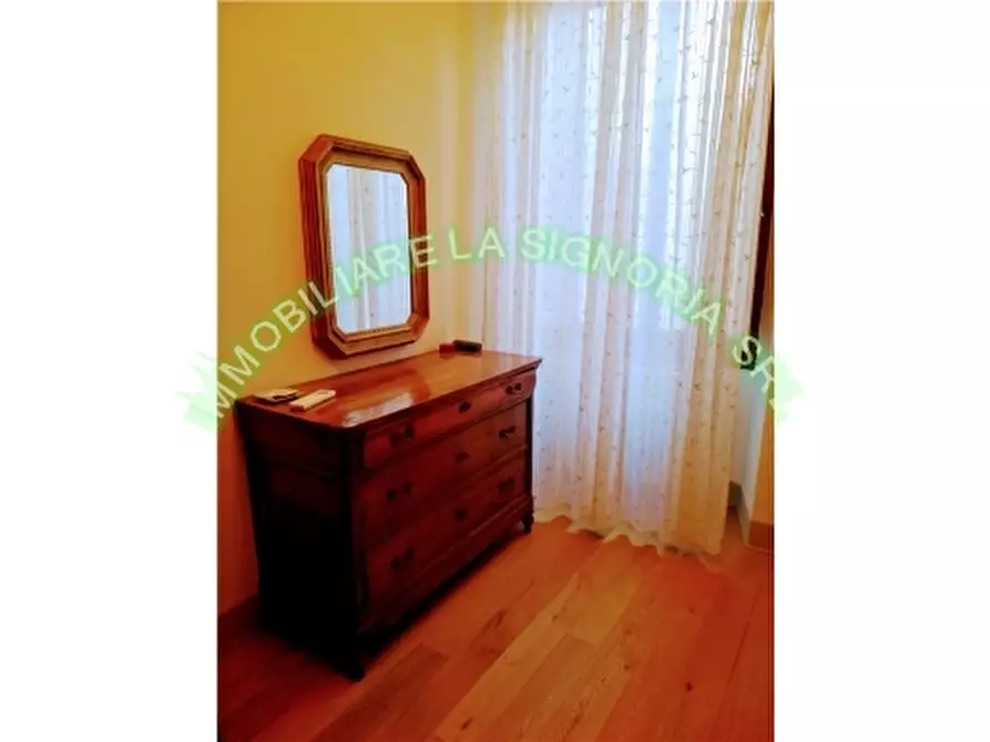 Immagine 11 di Appartamento in affitto  a Firenze