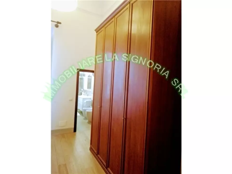 Immagine 12 di Appartamento in affitto  a Firenze