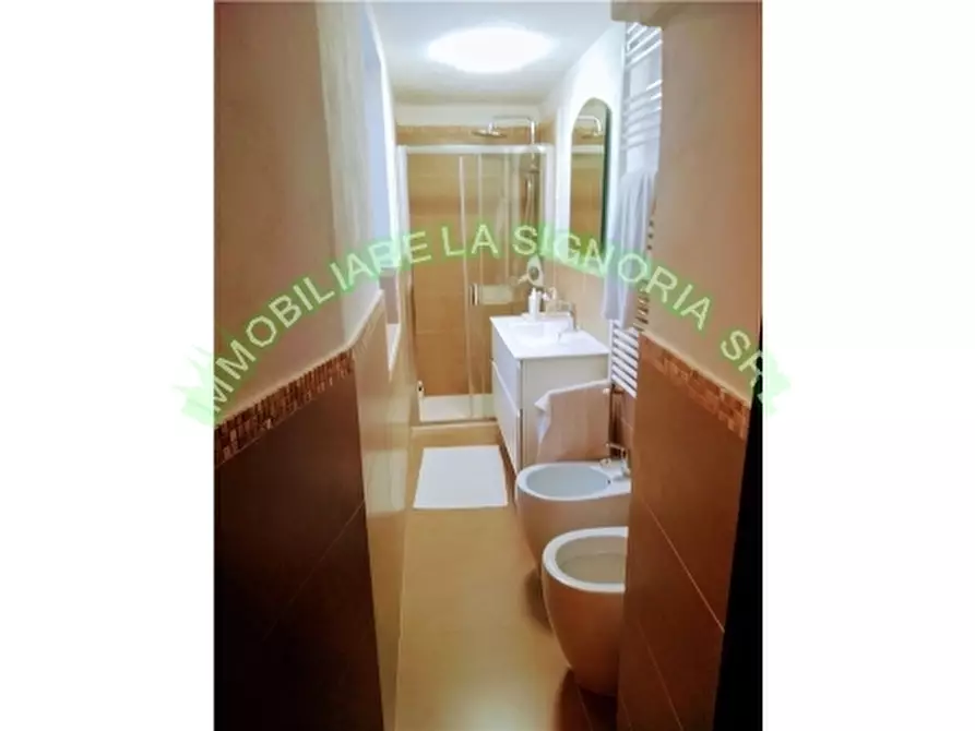 Immagine 13 di Appartamento in affitto  a Firenze