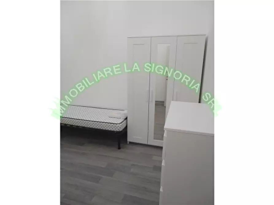 Immagine 2 di Appartamento in affitto  a Firenze